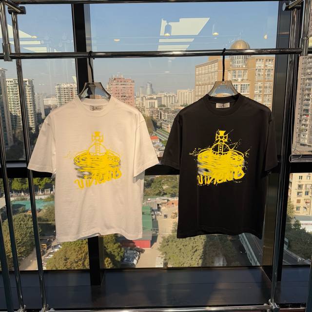 25春夏新品发布，西太后微阔版T恤出货，面料全部采用顶级云朵棉面料，手感非常好，上身效果超赞，抓紧入！码数:M-3Xl