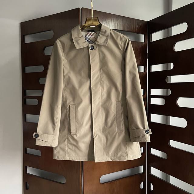 Qiu Burberry 巴宝莉 2025新款男士风衣外套，原单三标齐全高端版本呈现休闲裁剪，上身版型超赞 尺码：M-3Xl Di M码：肩宽 41Cm 胸围1