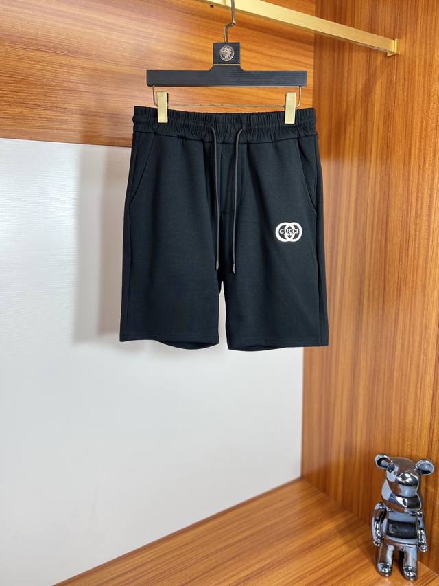 Gucci 古奇 2025春夏新品 三标齐全 松紧带五分短裤 好货不用过多介绍 看细节 专柜码数：M-Xxxl 175 140上身建议L