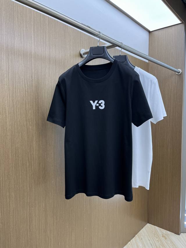 Y-3 Ss春夏新款短袖T恤，冰潮丝光棉系列越洗越柔软 官W1-1 高版本 顶级图案Logo，帅气时尚，简约百搭款。不仅挺括，保持潮流的廓形，又穿着舒适，纱织更