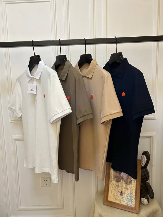新品Hermes爱马仕- Ss春夏新品，男士高端商务休闲马球短袖Polo衫，贸易公司渠道货，纯血统品质，品相完美如斯！极具奢华设计的一枚白金级单品，极符合H家美