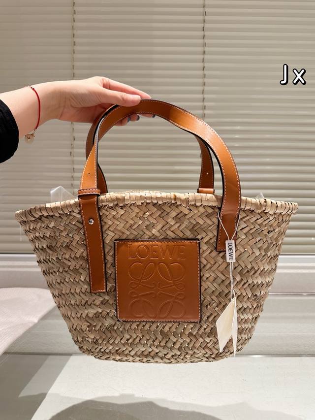 罗意威 草编菜篮子包 25Cm 夏日出行必备单品