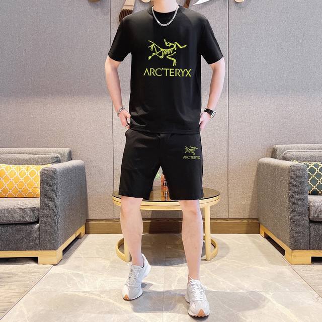 直 品牌 Arcteryx 始祖鸟 2025新款男士短袖短裤套装！官网同步销售！市面高端版本！手感细腻柔软！让你穿着更加舒适！立体裁剪版型超赞！尺码:M-5Xl