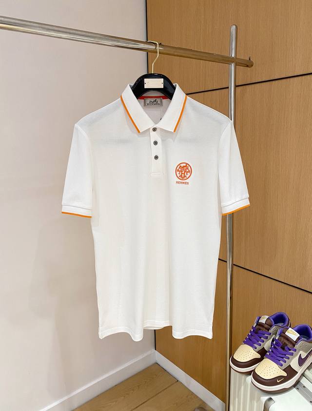 Hermes爱马仕 5Ss夏季新款 Logo男士翻领Polo衫！经典商务男款，高端男装的天花板级别的商务男款！简约时尚大气不失优雅，单穿内搭体面过人，品质控 细