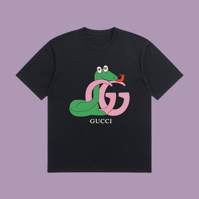 合作让利 高端品质 Gucci 2025Fall 春夏系列 双G蛇短袖T恤 区别普通印花 定织270G32支双纱纯棉面料 宽松版型 男女同款 Size：S M
