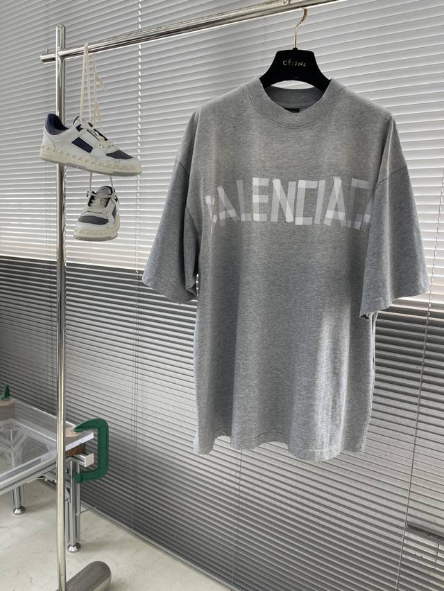 Balenciag 25Ss春夏新款水洗做旧破坏美纹贴纸T恤 男女同款 码数：Xs.S.M.L 衣长