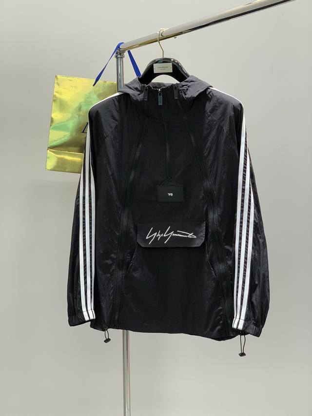 Y-3 山本耀司，2025春季最新品，专柜同步有售，原单狠货，时尚休闲套装，进口原版面料，舒适度极佳，经典Y3字母Logo，工艺精湛，档次极高，舒适透气，上身时