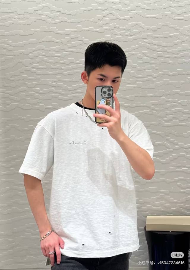 Dh经典字母破洞短袖T恤.男女同款 高品质