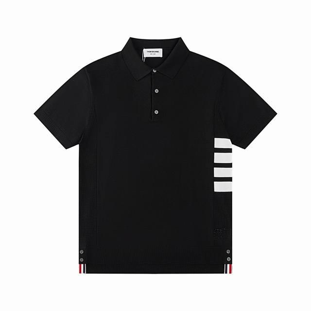 Thom Browne 汤姆布朗 Tb经典四条杠基础风格 年年都穿的经典款必须选择品质独家定制，柔软舒适，圆领短袖针织衫，凉爽，透气，手感无敌好，拿到手里就能感
