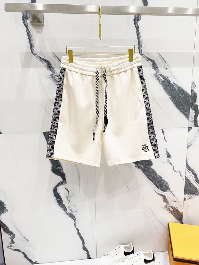 Loewe 罗意威 定制太空棉面料短裤 侧边提花织带拼接工艺刺绣小标Logo 官方同步 高版本 高品质 时尚个性 百搭潮流 纯原品质 原版面料 吊牌 领标 水洗