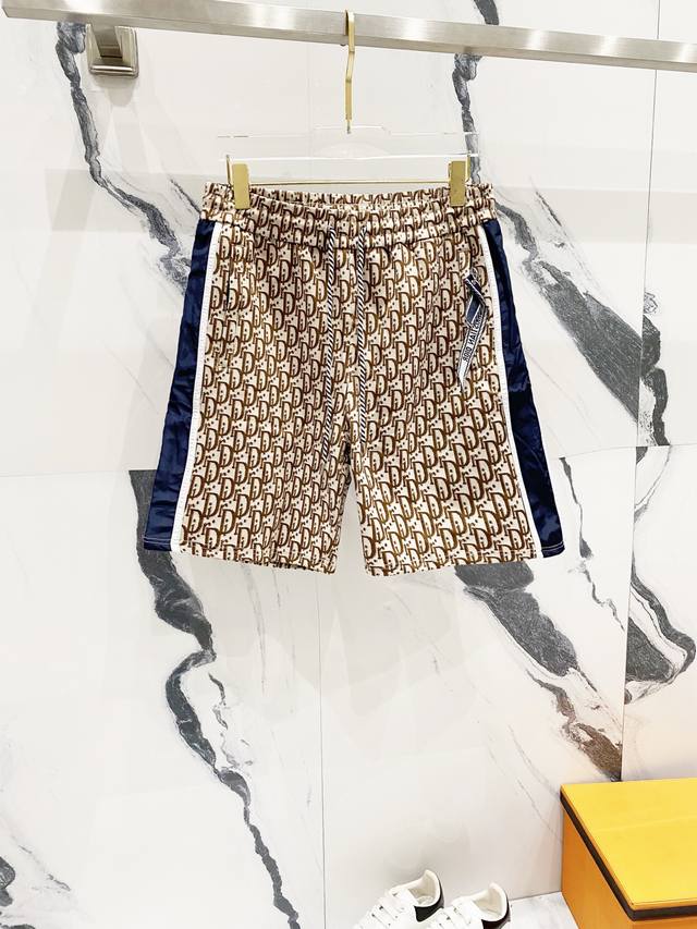 Dior 迪奥 定制满印面料短裤 满印字母Logo织带拼接拉链口袋标识 官方同步 高版本 高品质 时尚个性 百搭潮流 纯原品质 原版面料 吊牌 领标 水洗麦 三
