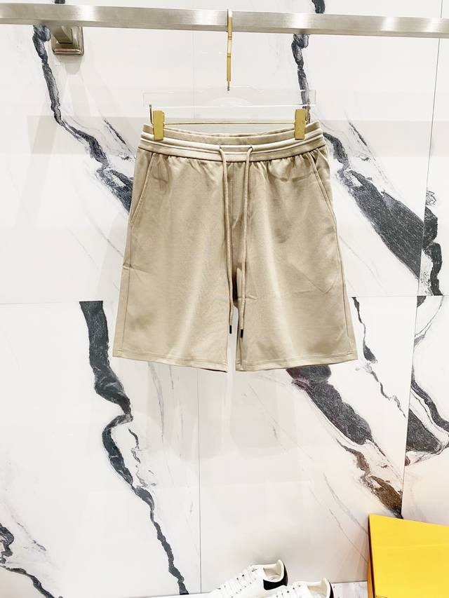 Prada 普拉达 定制纯棉短裤 尼龙口袋三角标铁牌Logo标识 官方同步 高版本 高品质 时尚个性 百搭潮流 纯原品质 原版面料 吊牌 领标 水洗麦 三标齐全