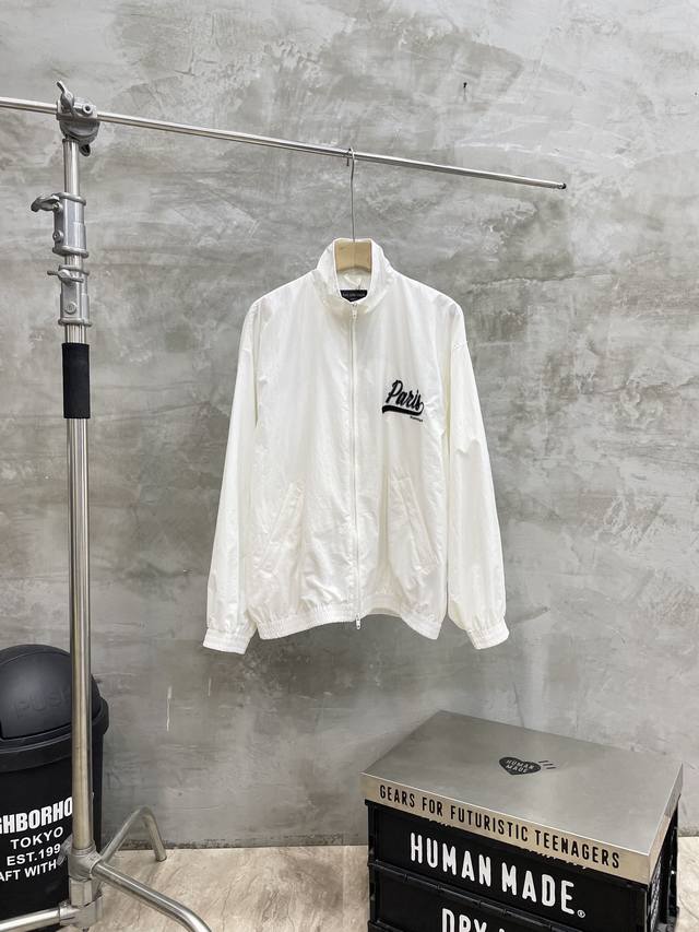 款号#S506 Balenciaga 巴黎世家 Blcg 24Ss 字母贴布毛巾绣立体刺绣防水冲锋衣夹克外套 原版定制 三防涂层工艺 防水必备 内里高密度聚酯网