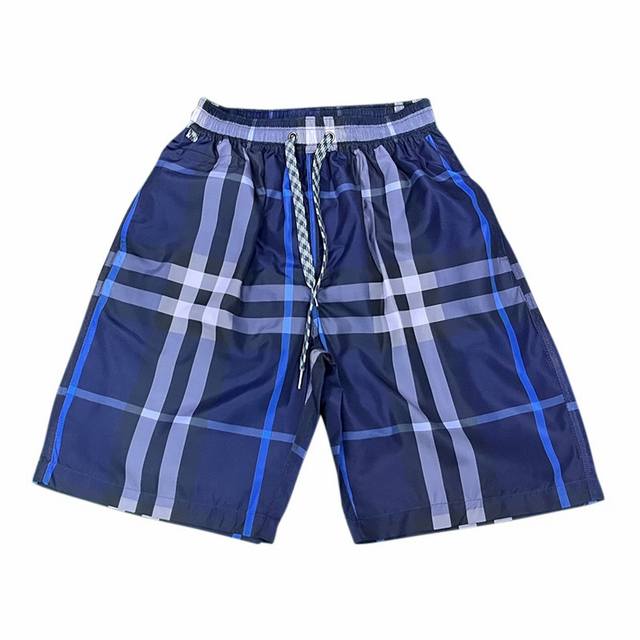 Burberry Ss春夏新款 Bbr 格纹弹力抽绳短裤，内里网布里衬，定位对格剪裁，休闲宽松版型， 颜色：酒红色 蓝色 深棕色 尺寸Xs、S、M、L
