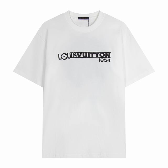 Lv路易威登绣花字母贴布300克圆领重工标志品牌短袖 官方同步 1:1原版开模 时尚个性 百搭潮流 纯原品质 原版洗水面料 吊牌 领标 水洗麦 三标齐全 颜色: