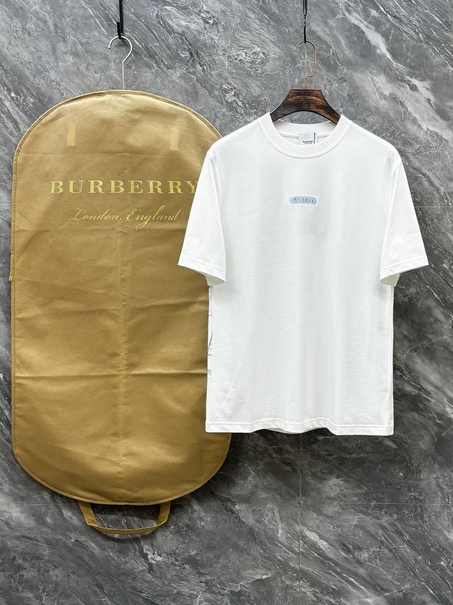 Burberry# 2025春夏新款圆领 首发专柜最新款短袖圆领T恤 高端订制 设计前卫时尚 品牌Logo重工艺设计 高端定制原版面料 手感柔软 上身穿着舒适