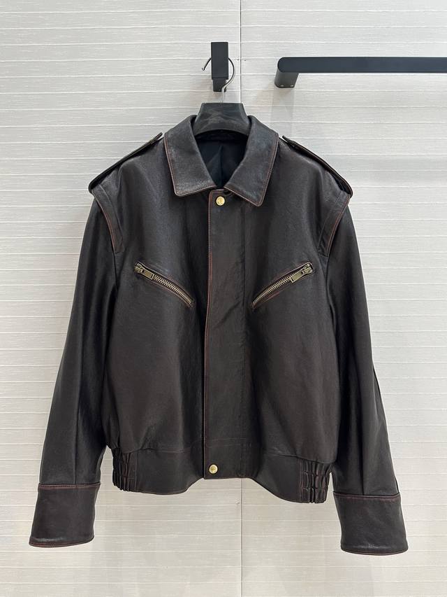 独家首发高端原单品质，Sl P30早春新品！复古摩登时髦夹必备皮衣！直角肩廓形夹克外套！原版定制顶级土耳其进口100%小羊皮，植鞣工艺皮质肉感油润柔软又细腻！复
