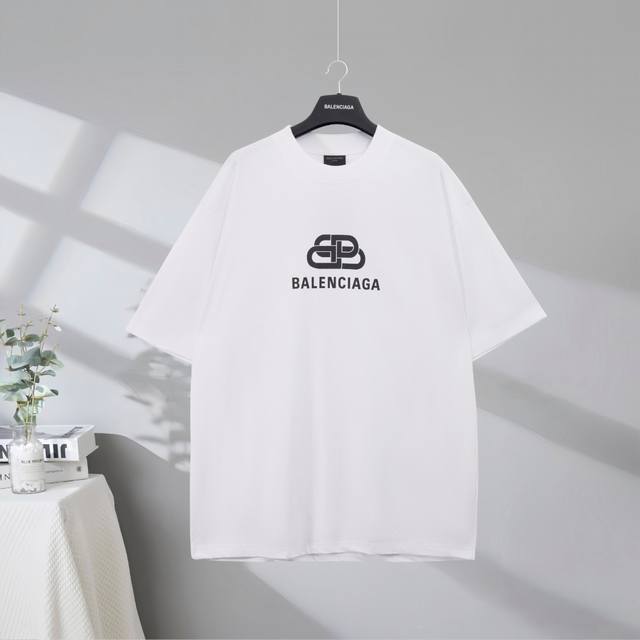 b105# 市场顶级品质 Balenciaga 巴黎世家2025Ss 经典锁扣字母印花短袖T恤 印花采用进口椭圆机胶浆工艺 市场顶级的质量 官网品质 罗纹定织定