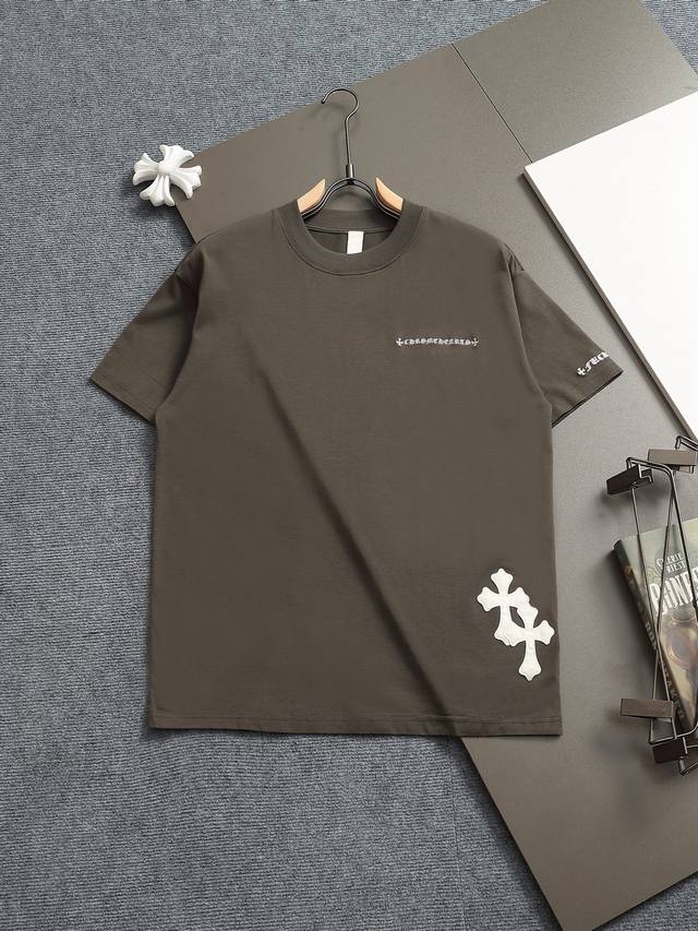 Chrome Hearts Ch克罗心十字架贴皮短袖T桖 版型大 宽松有型区别低版本瘦长版型上身拉胯 百分百承诺:顶级品质不做快餐货市面最高版本 顶级品质，32