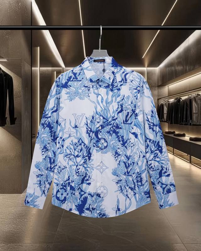 Lv 路易威登爆款来袭 珊瑚海草老花满印Logo长袖衬衫 2025Ss官网新款长袖 衬衫 衬衣，精美烧花对位Logo 高端版本，专柜定制面料 透气舒适度高，精工