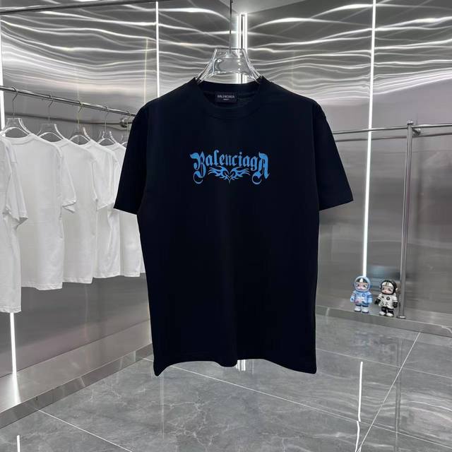 Bal 巴黎世家 2025春夏新款260克短袖T恤 印花烫钻 男女同款宽松版 S M L Xl Xxl 五个码 颜色：黑色 白色
