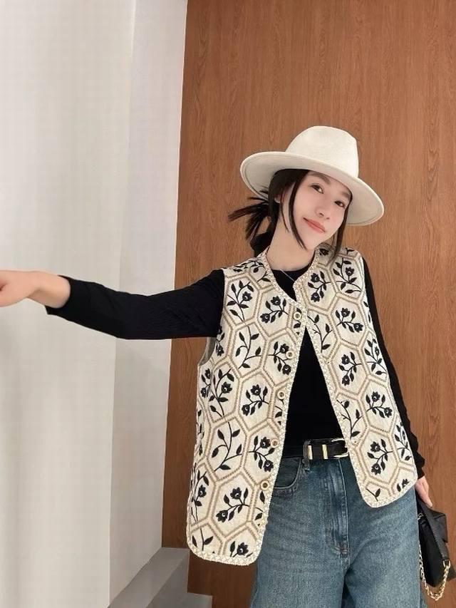 春归 波西米亚｜亚麻满绣马甲 甄选麻结肌理感 臻质挺括骨感 彰显静奢 气质重工刺绣雕琢精美纹理 Smlxl