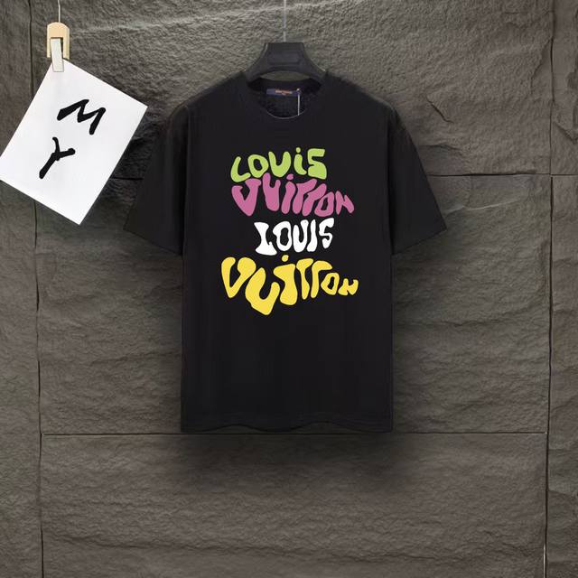 款号：A183 Louis Vuitton Lv 路易威登 2025最新款短袖T恤，绝对的顶级爆款，原版一比一面料，胸前Logo更显得不凡跟高档，大气，简约，基