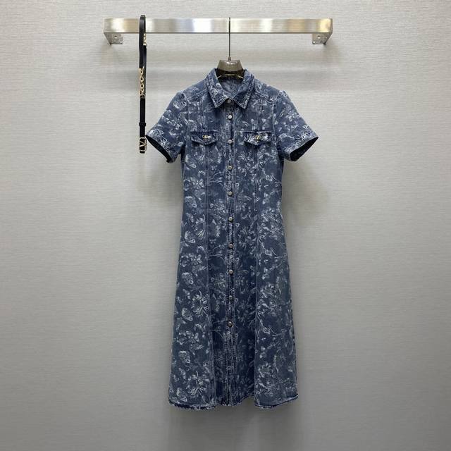 Va*25Ss 重工洗水提花工艺设计收腰连衣裙， 配送腰带 高级面料，颜色:图片色，面料：提花牛仔棉面料 Smlxl