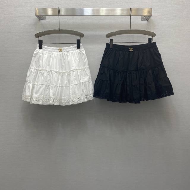 cc*25Ss 气质松紧高腰金属扣点缀定位绣花短款减龄半裙 ，高级面料，颜色:图片2色，面料：精纺棉面料 Smlxl