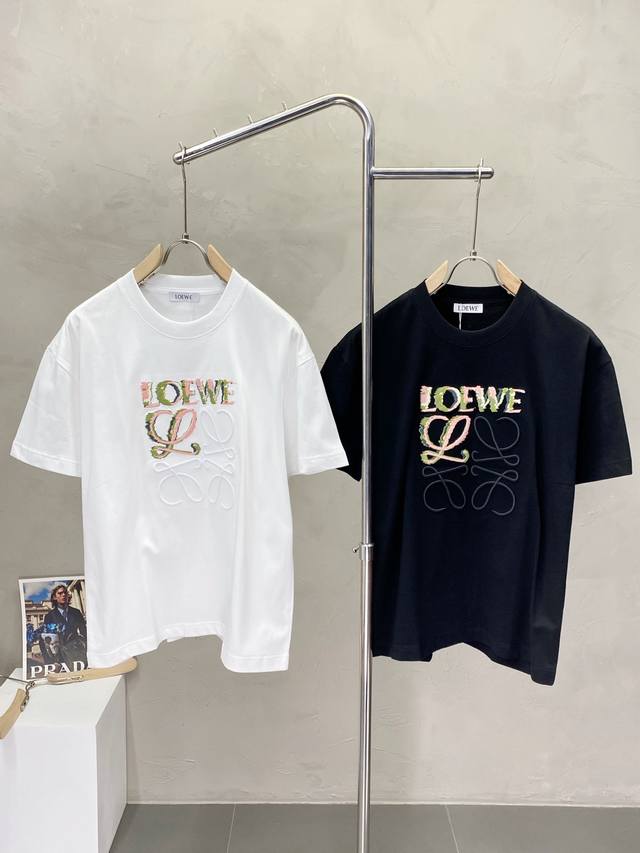 Loewe罗意威独家专供新款原单男士休闲短袖 高端定制 高版本 时尚百搭爆款进口面料 手感超柔软细腻 穿着亲肤舒适 高端精品 代工厂P精细做工 上身非常赞 男士