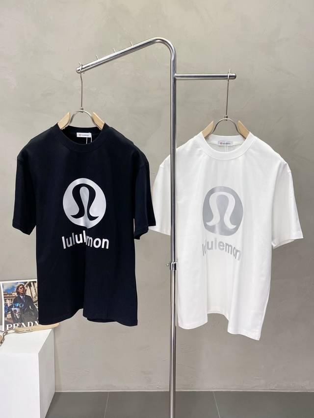 Lululenmon露露乐蒙独家专供新款原单男士休闲短袖 高端定制 高端版本 时尚百搭爆款进口面料 手感超柔软细腻 穿着亲肤舒适 高端精品 代工厂P精细做工 上