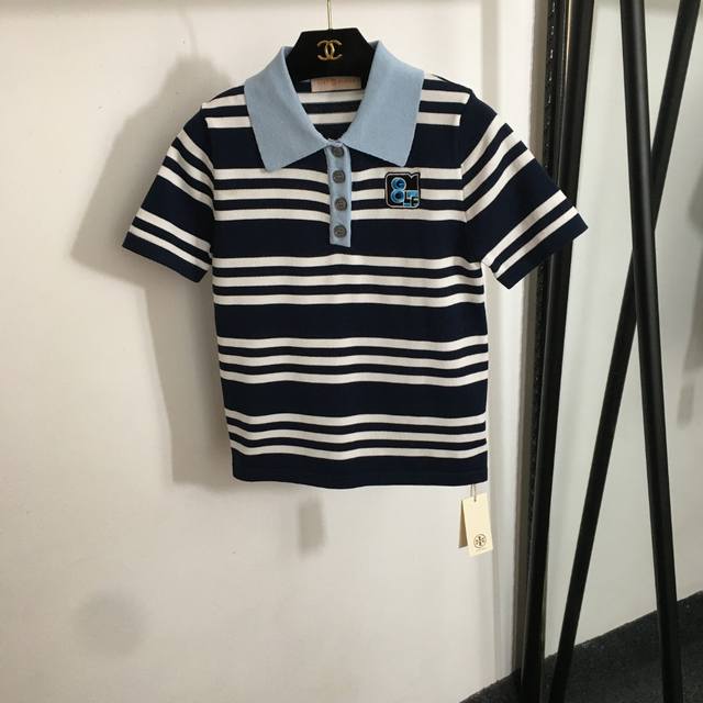 款号20251670 Tory Burch*Tb新款 刺绣图案 拼色条纹Polo领短袖针织衫 上衣，藏蓝色，浅蓝色，紫色，36 38 40， 38码；胸围78，
