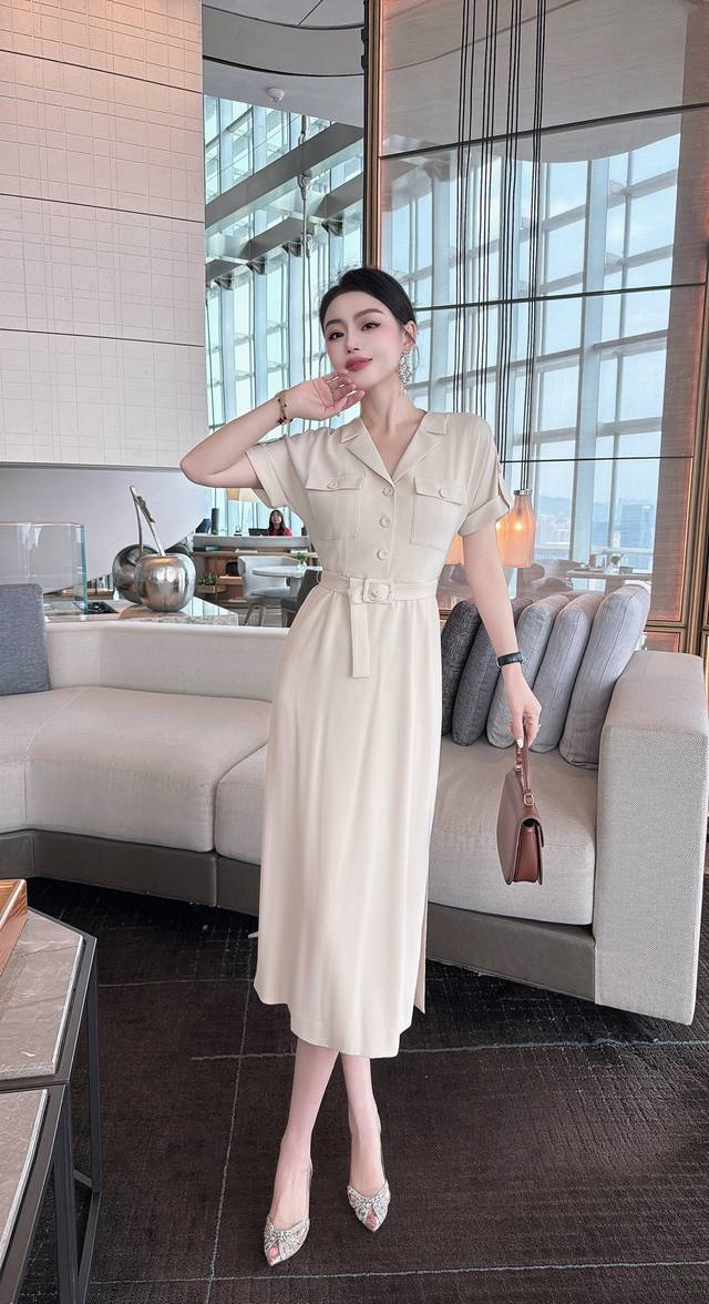 多扣腰带款连衣裙；颜色：灰色、杏色、棕色；尺码S、M、L、Xl、Xxl 3Xl；