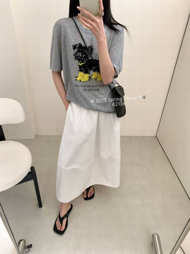 小狗圆领短袖
