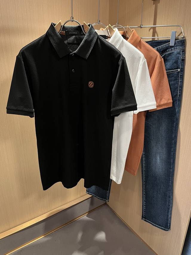 Ermenegildo Zeg*A杰*亚 2025春夏新品男士休闲Polo短袖，外贸公司订单！是杰尼亚经典的专有织物之一！ 胸前皮革Logo图案设计！定制原版珠