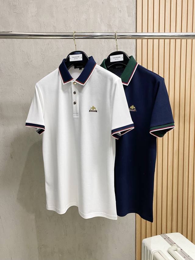 开春新品 古驰 2025Ss夏季新款字母Logo男士翻领Polo衫！经典商务男款，高端男装的天花板级别的商务男款！简约时尚大气不失优雅，单穿内搭体面过人，品质控