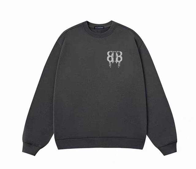 Balenciaga巴黎世家Bb侵蚀春季圆领卫衣 甄选新疆华棉面料 柔软舒适 手感软糯细腻 高克重 上身充满质感 非常轻便舒适 运动宽松版型不紧身 轻松驾驭无压