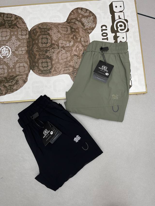 Kolon Sport可隆25Ss最新走秀款多功能口袋长裤男女户外休闲直筒收脚裤 区别市场通款，掌柜严选 公司贸易渠道！新款户外休闲折叠膝盖长裤是最近两年才在国