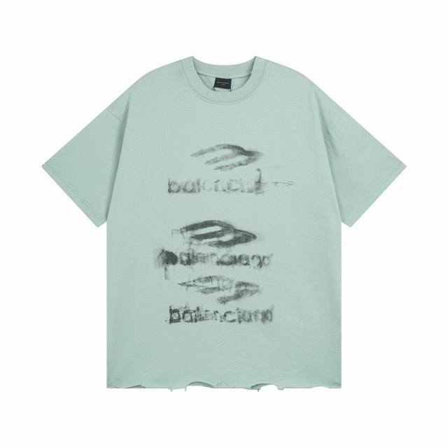Balenciaga 巴黎世家2025 Ss 前后模糊图案白墨直喷洗水磨烂破坏做旧下摆手工打磨短袖T恤 本市场No.1的质量 真正天花板品质 全部原版开发注意细