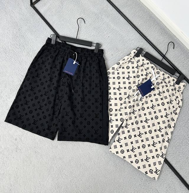 Louis Vuitton 路易威登夏季新款满印字母刺绣提花短裤 网红明星同款 原版复刻 随意对比 细节拉满 顶级复刻！ 全幅 Lv Waves 提花左侧刺绣花
