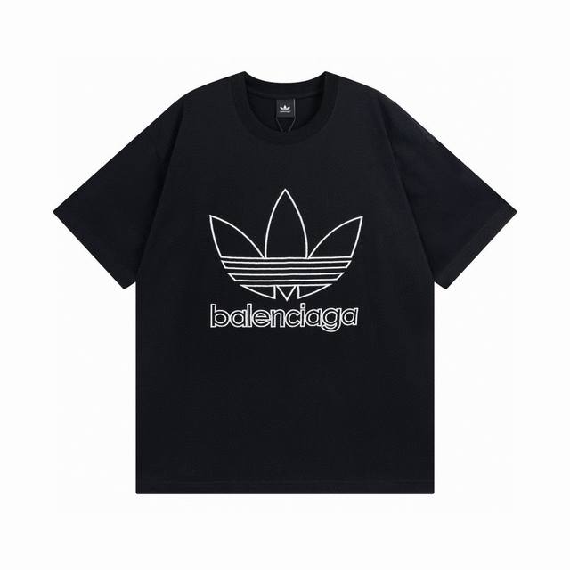 Balenciaga 巴黎世家联名Adidas阿迪三叶草 经典Logo组合刺绣 短袖T恤 本市场No.1的质量 真正天花板品质 全部原版开发注意细节图 避免被盗