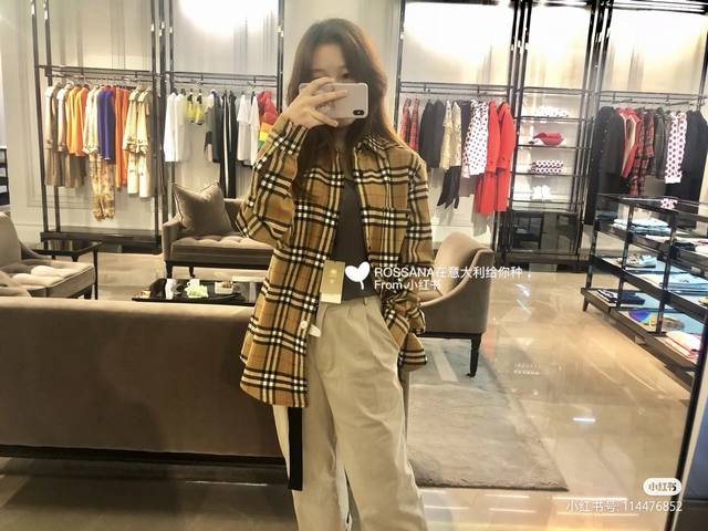 报单备注经典 彩虹 巴宝莉 博柏利Burberry 格子衬衫 小红书爆款 全部定制面料 纽扣定制 激光刻字定位裁剪 衬衫对格 费时又费料 版型宽松 纽扣带有巴宝