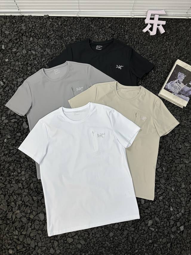 Arcteryx 始祖鸟男士吸汗透气冰丝速干户外运动纯色休闲时尚百搭冰丝短袖T恤 还在为户外运动时的闷热出汗烦恼？Arcteryx始祖鸟男士冰丝速干短袖T恤，用