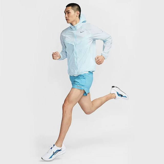 新款上新 3M反光Logo耐克Nike男女防晒服皮肤衣外套透气简约风基础大众款青年 专柜品质力荐好货夏季爆款Nike耐克男子风行者连帽运动户外防晒服皮肤衣！ 科