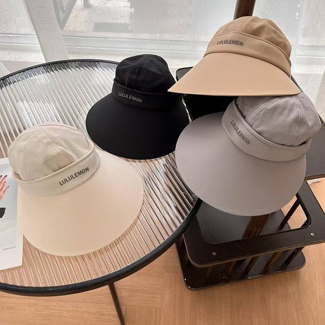 可拆卸帽顶自由组合随意搭配 这么好看 显脸小的正品 防晒帽必须搞 Upf50+ 阻挡99%以上的紫外线 假期出行装备准备起来 夏天不怕晒 加宽大帽檐超级显脸小