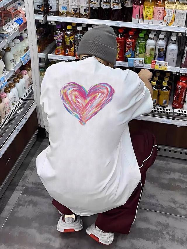 260G重磅纯棉 Nike 耐克 Nk 炫彩渐变 爱心 “心形”图案 短袖T恤 男女同款 半袖 情侣款 面料工艺： 1.260G重磅纯棉，100%棉，恰到好处的