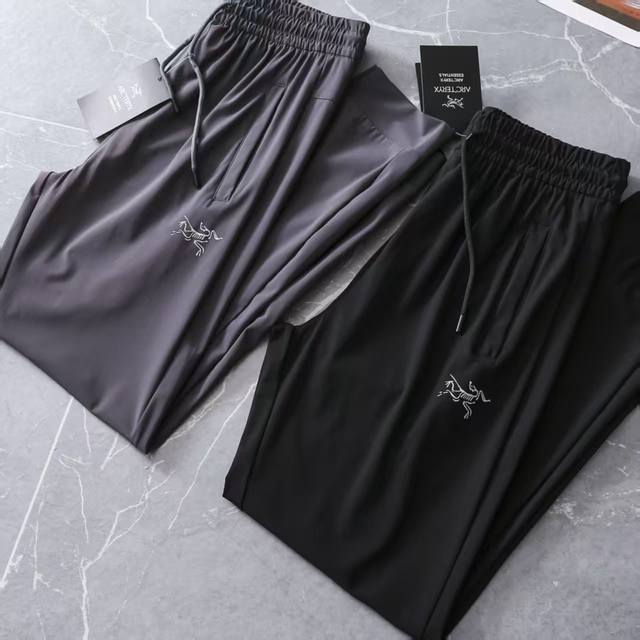 收口版 2025款Arc'teryx 始祖鸟夏季冰丝弹力速干收口长裤 颜色：黑色 灰色 尺码M-3Xl 此款裤子非常百搭，弹力腰围，加宽加厚腰头！收口设计！ 3