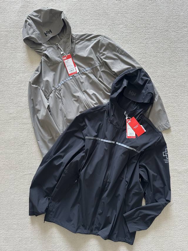 情侣款 好东西高品质 很复杂具有设计感 Helly Hansen Hh 户外徒步情侣款凉感轻薄透气防晒外套 硬核科技防晒面料原料来的 订单客供来的高倍防晒、科技
