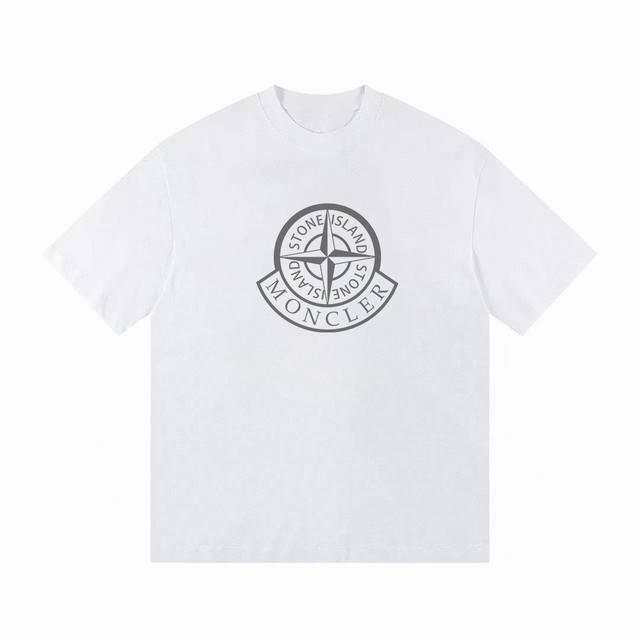 高品质石头岛2025早春最新系列！胸前印花Logo大牌感十足！高端大气完美演绎，经典圆领不挑人版型上身巨显瘦 面料采用230克纯棉面料，保证舒适性同时透气冰爽的