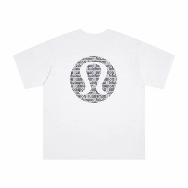 高品质露露Lululemon25Ss印花短袖！胸前品牌字母Logo大牌感十足！高端大气完美演绎，经典圆领不挑人版型上身巨显瘦 面料采用230克纯棉面料，保证舒适